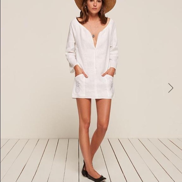 Reformation Dresses & Skirts - Reformation Martina dress